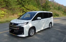 【90系ノア】一年以上乗ってみて分かったこと