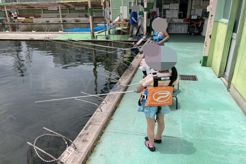 下の子はまだ合わせがちょっとですが、上の子以上に負けず嫌いで釣りに取り組んでました。