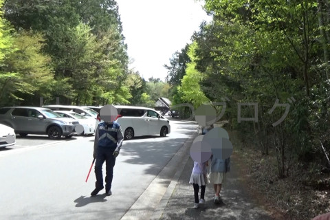 富士山麓__鳴沢氷穴-駐車場