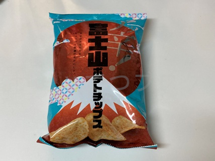 富士山麓__鳴沢氷穴-売店のお土産品_富士山ポテトチップス01