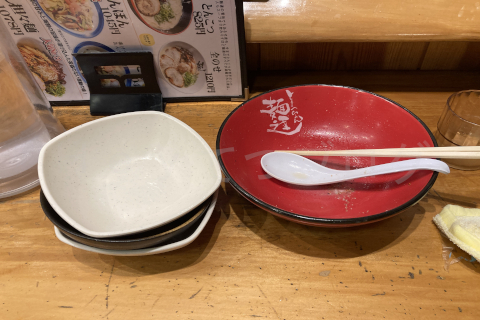 【麺達】とんこつしょうゆ_替え玉３回で大満足