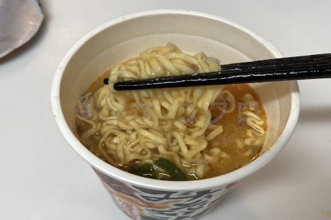 みそきんラーメン_麺はモチモチ