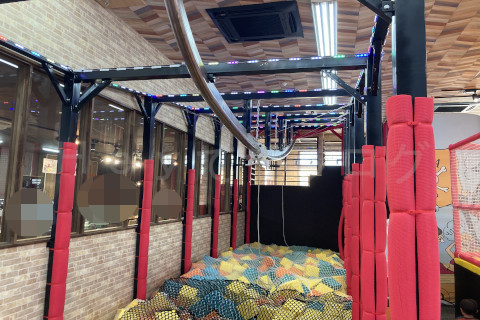 メガインディアンズ緑白土店_