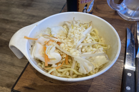 メガインディアンズ緑白土店_