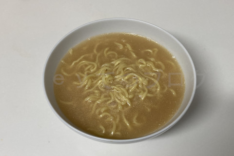 辛みそきん番外編_マルちゃん正麺ゴマ豆乳ラーメン